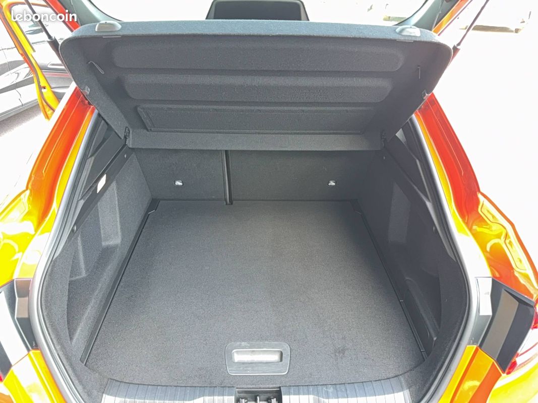 RENAULT Arkana E-Tech 145 - 21B R.S. Line (image 18)