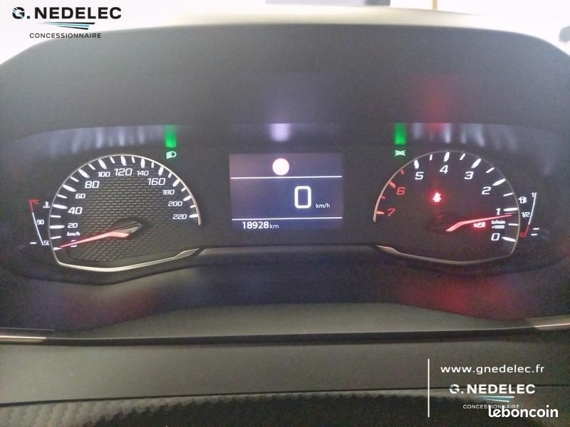 Peugeot 208 1.2 75ch S&S Active Pack (image 20)