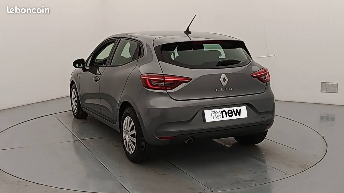 Renault clio tce 90 equilibre (image 7)