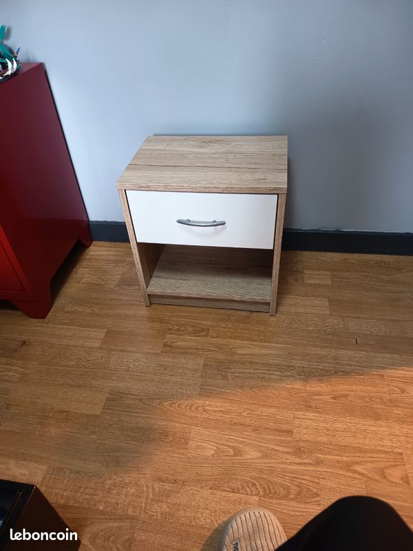 Vends table de chevet (image 2)