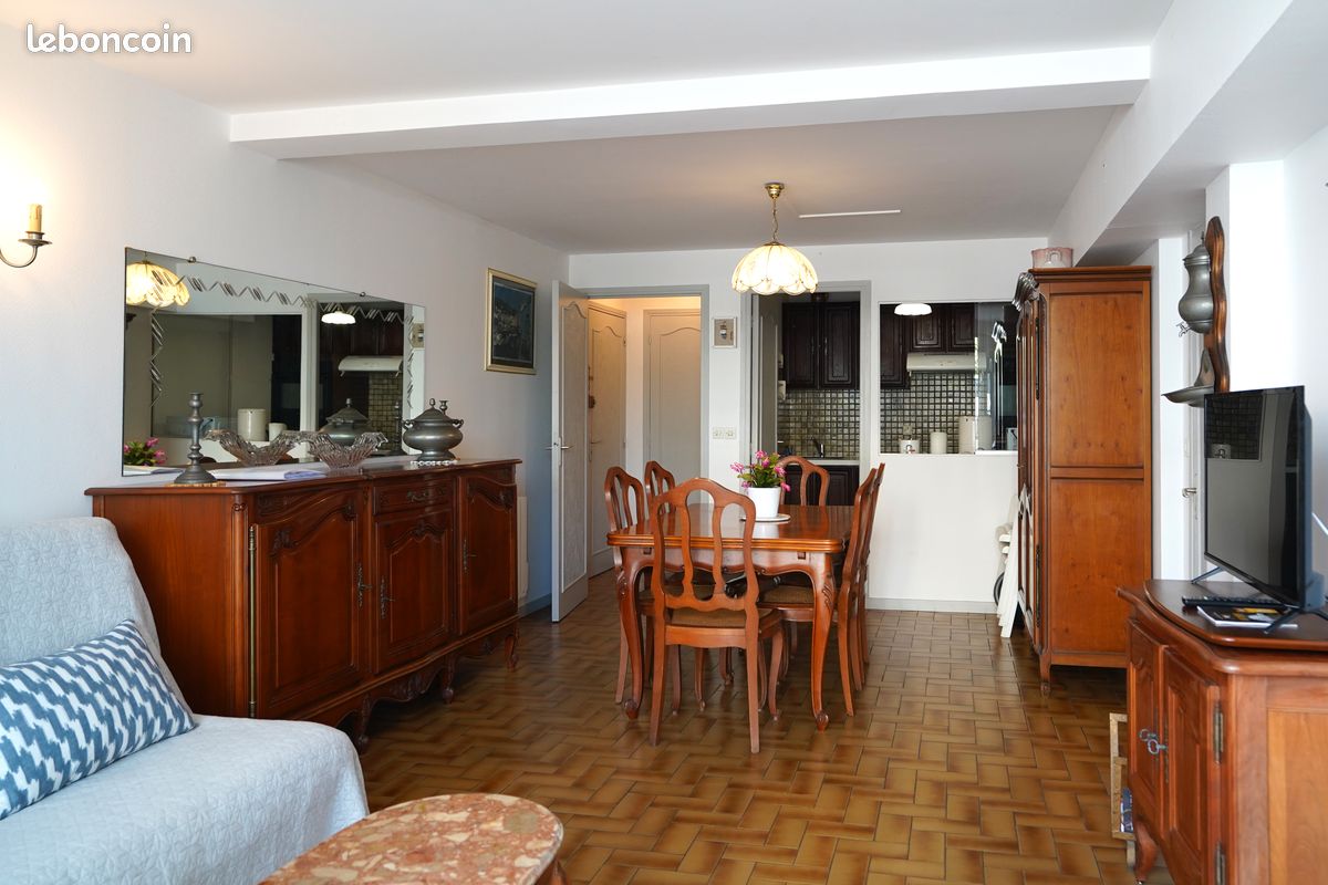 Royan appart T2 meublé à l'année - Royan 17200 (image principale 0)
