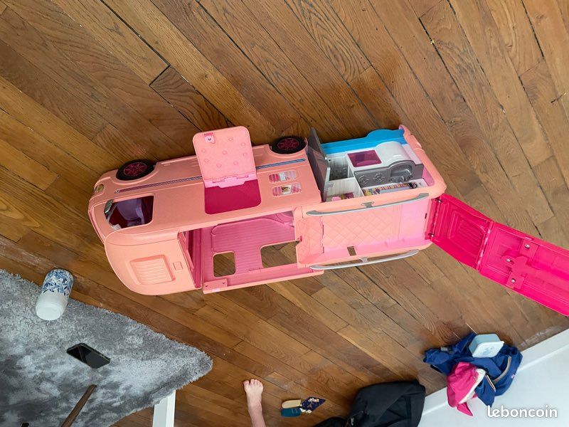 Camping car Barbie (image 3)
