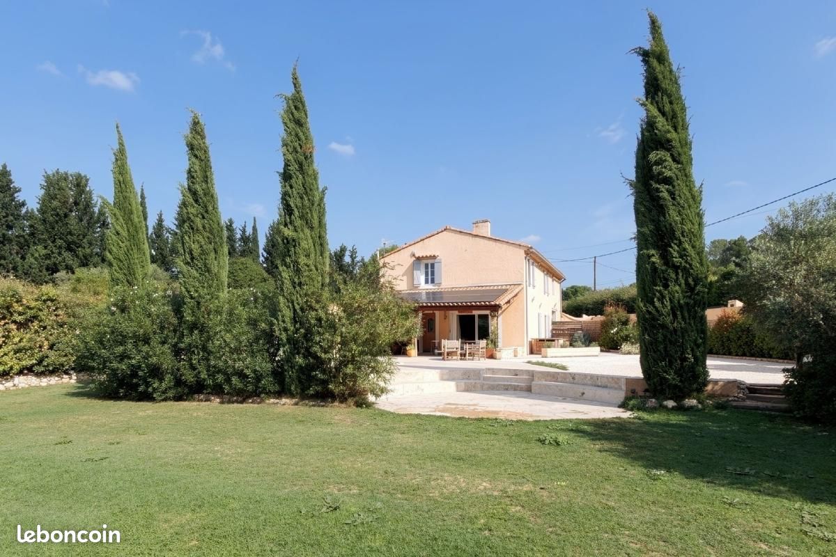 Maison 5 pièces 156 m² · à Cabriès · 156 m² · 849 000 €