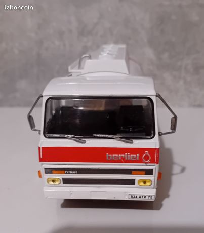 Camion Citerne Total d'occasion