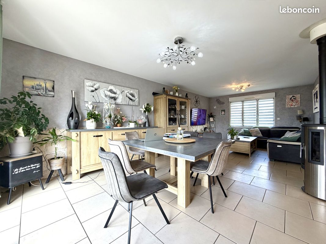 Maison 10 pièces 126 m² · à Rebergues · 126 m² · 293 876 €