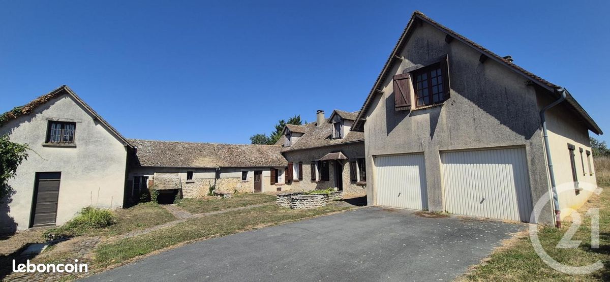 Maison 8 pièces 290 m² · à Magny-en-Vexin · 290 m² · 235 000 €