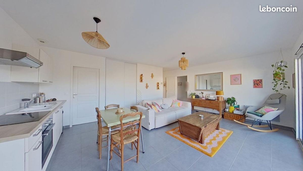 Maison 4 pièces 80 m² · à Poitiers · 80 m² · 919 €
