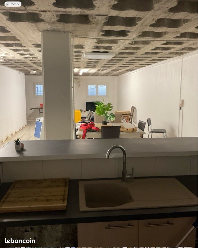 Local commercial 5 pièces 126 m² · à Grenoble · 126 m² · 80 000 €