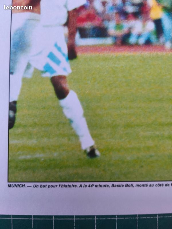 Souvenir Collector : Poster Photo OM Olympique De Marseille 1984 (Magazine But)