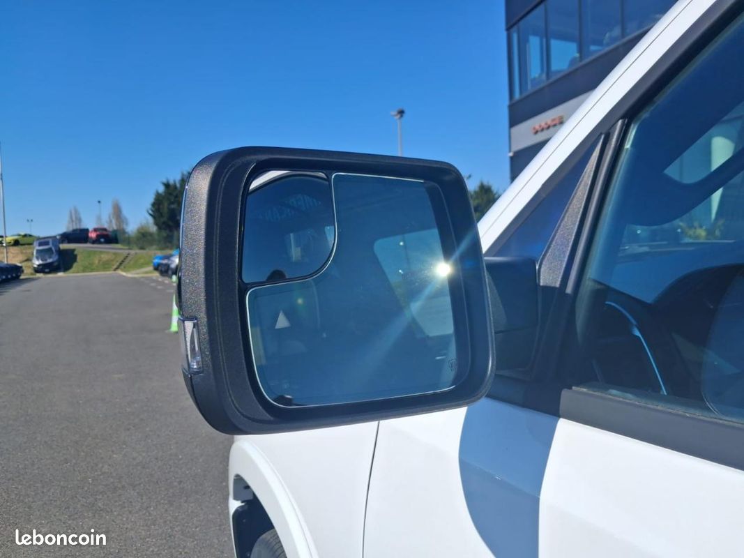 Dodge ram 1500 crew laramie sport night edition air (image 18)