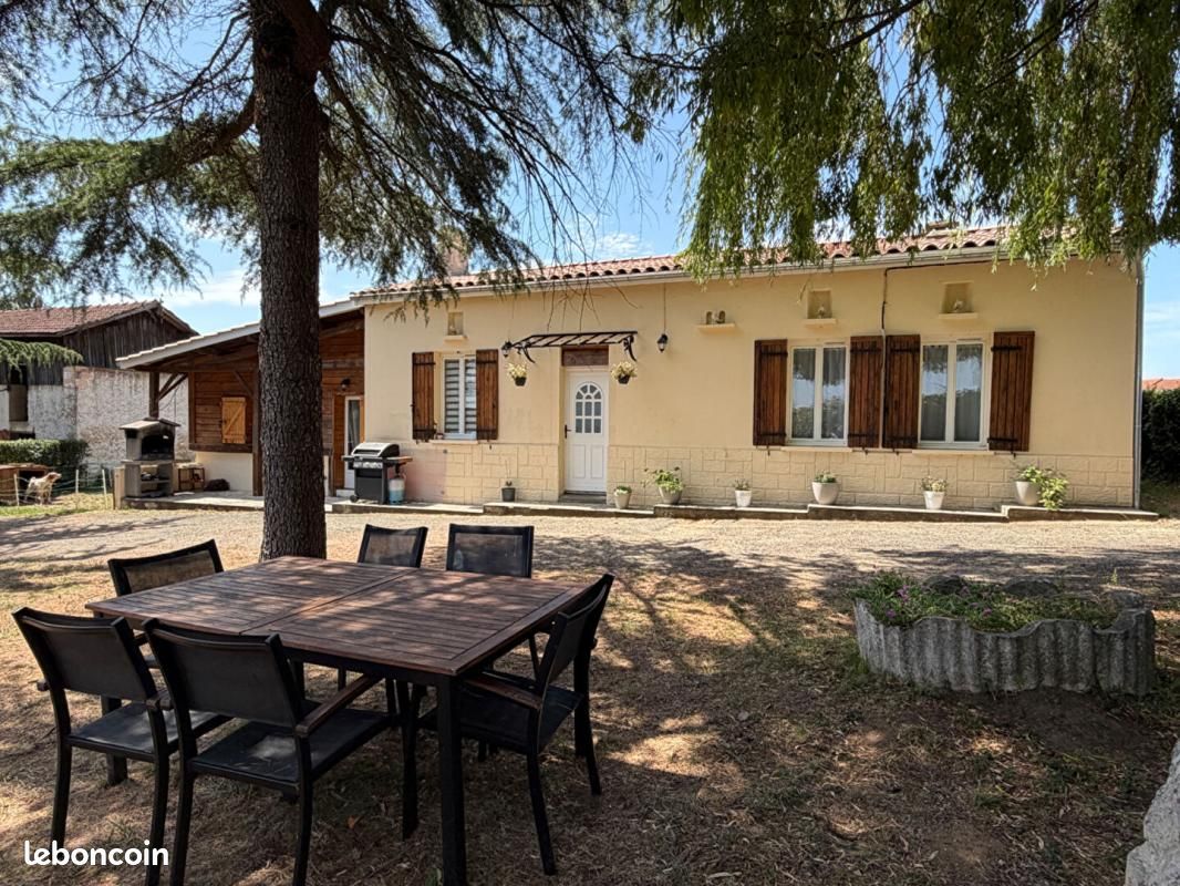 Maison 4 pièces 114 m² · à Saint-Bonnet-sur-Gironde · 114 m² · 194 000 €