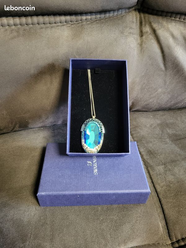 Longue chaîne avec pendentif swarovski (image 1)