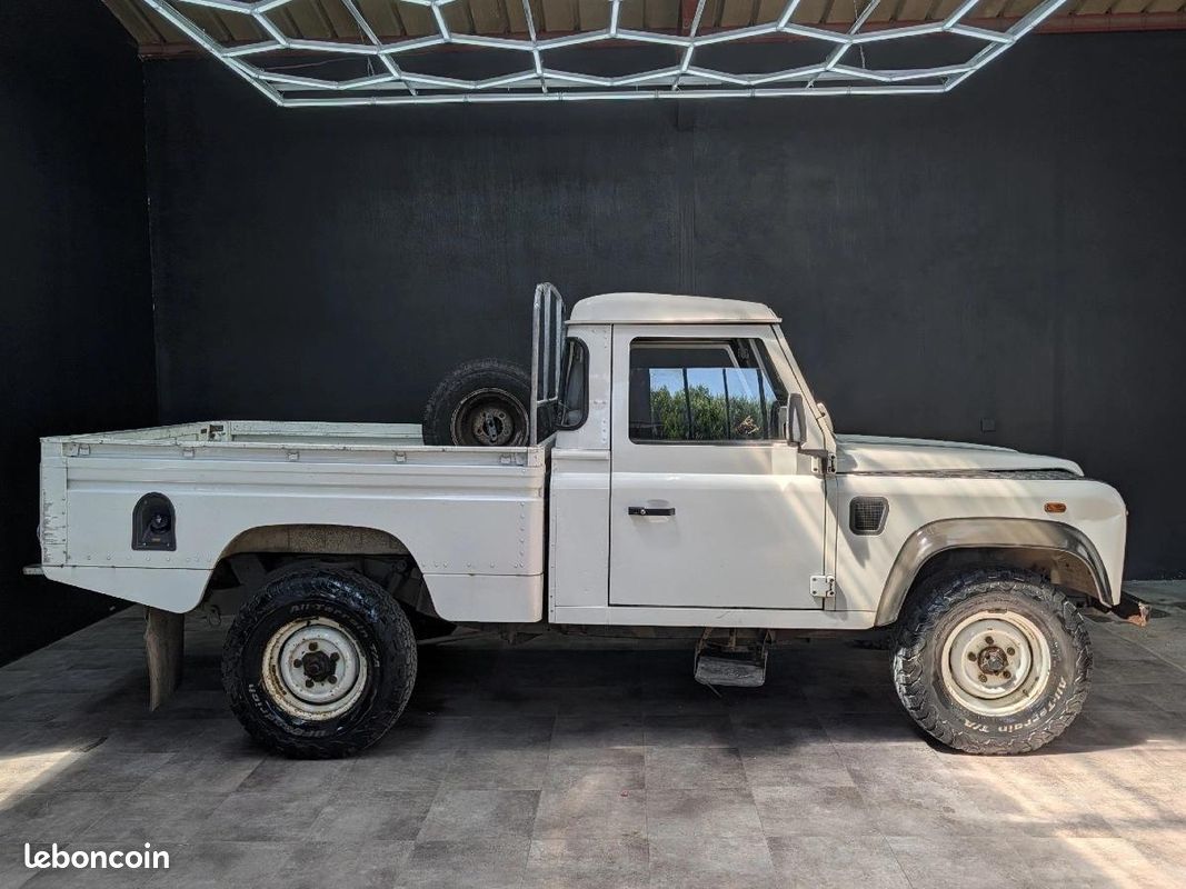 Land Rover Defender 110 Pick-Up 2.5 TD5 15P 122 Cv (image 2)