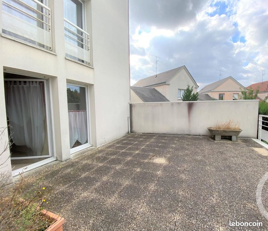 Appartement 3 pièces 74 m² · à Fleury-les-Aubrais · 74,1 m² · 870 €/mois