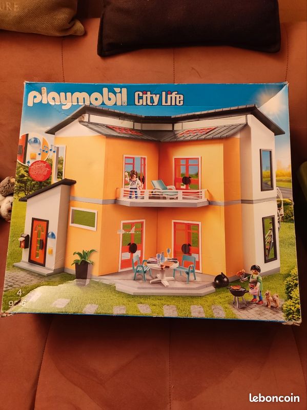 Maison familiale city life Playmobil (image 1)