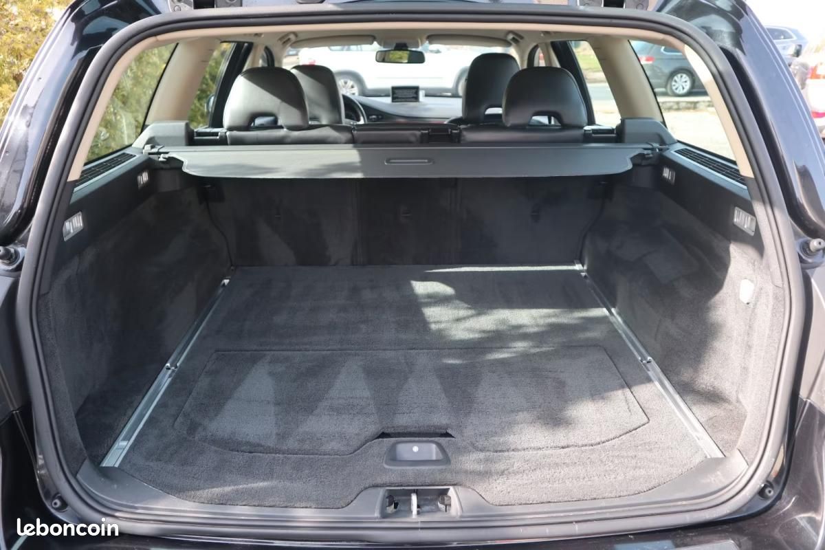 Volvo V70 3.2 SUMMUM 238 CH BVA - RADAR DE RECUL ISOFIX SYSTEME NAVIGATION (image 16)