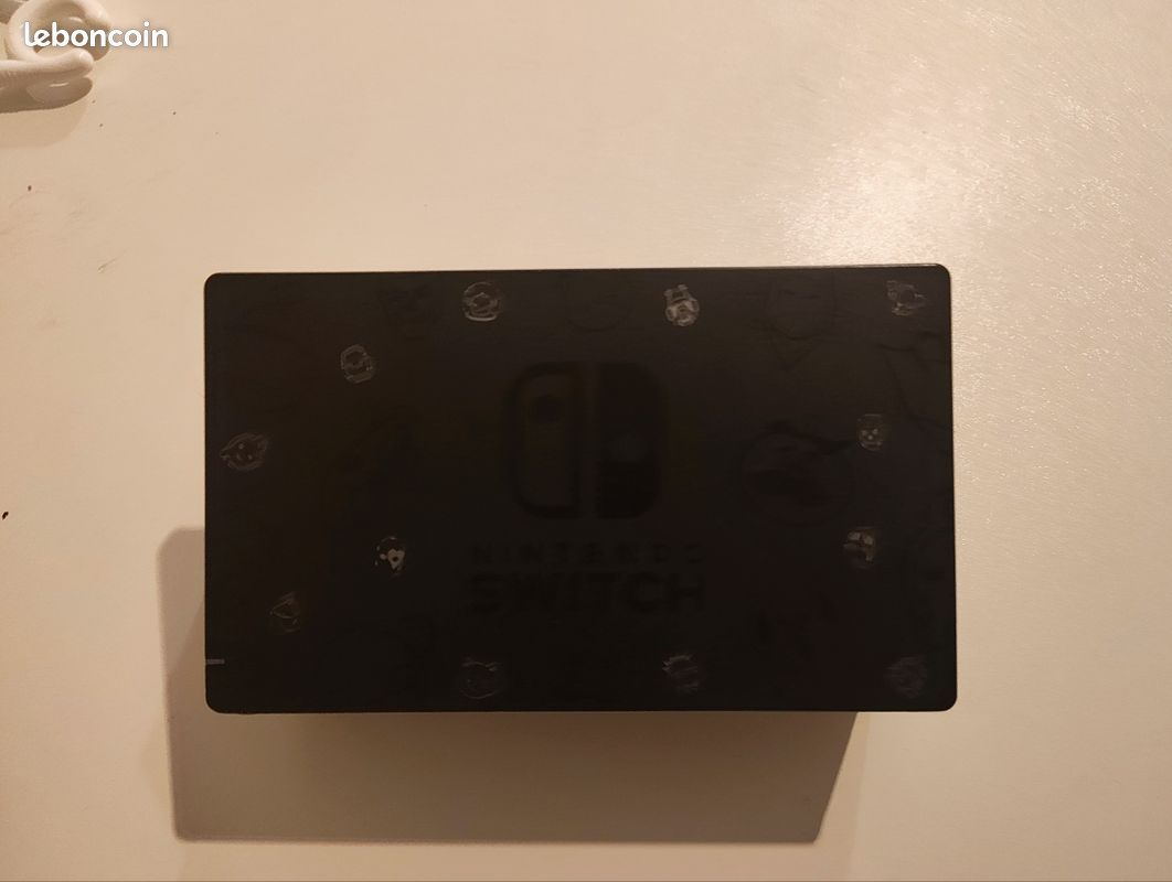 Pack nintendo Switch édition fornite avec jeu (image 8)