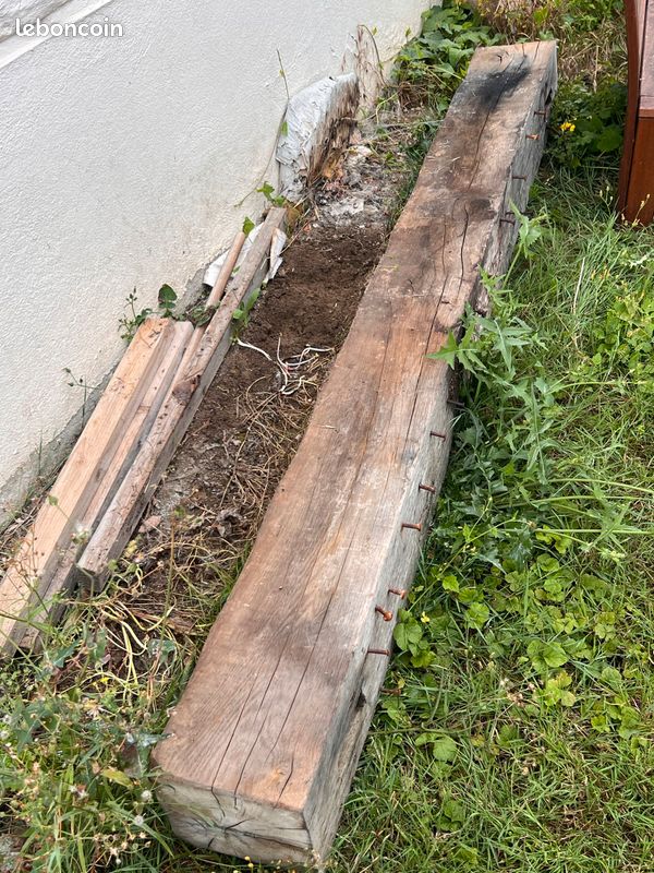 Poutre en bois (image 1)