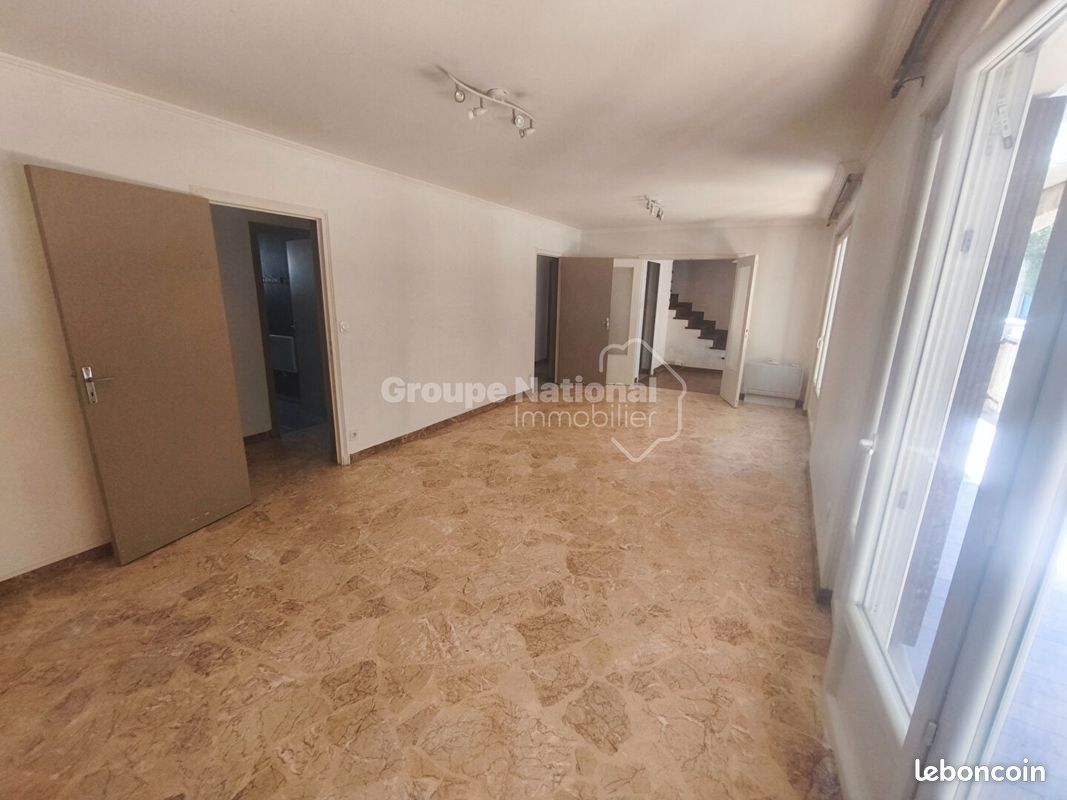 Maison 7 pièces 158 m² · à Valence · 158 m² · 1 295 €/mois