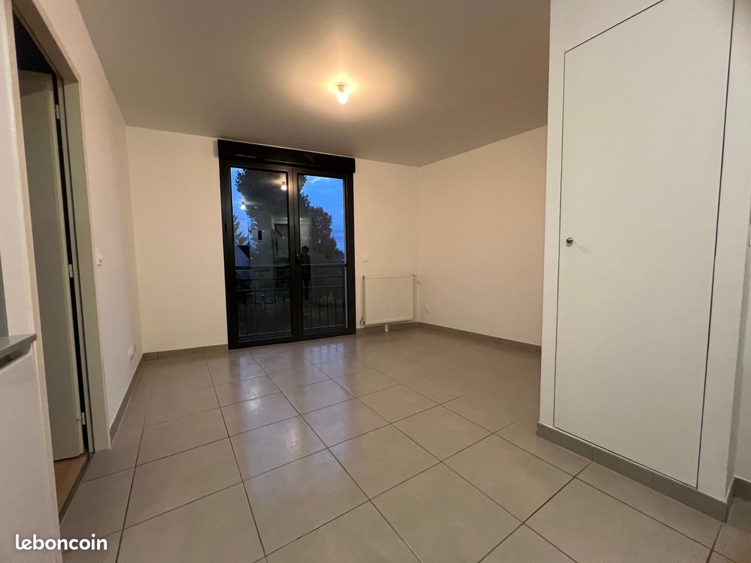 Appartement a louer sainte-genevieve-des-bois - 2 pièce(s) - 37 m2 - Surfyn