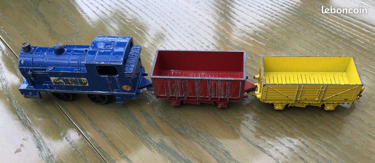 Train Dinky Toys – Réf 16 – Ancien Train En Plomb – Occasion