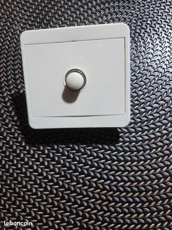 Ancien poussoir legrand (image 1)