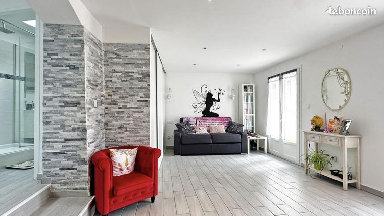 Immeuble 257 m² Pierrefeu Du Var