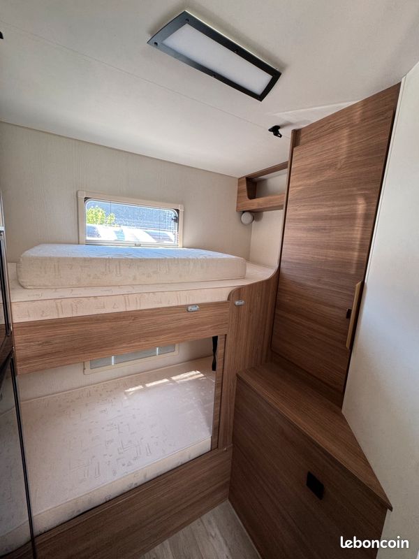 Vente Flash Camping-car Pilote/Bavaria P696 S - 6 places - Lits ...