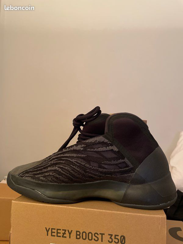 Adidas Yeezy QNTM onyx 9 (image 1)