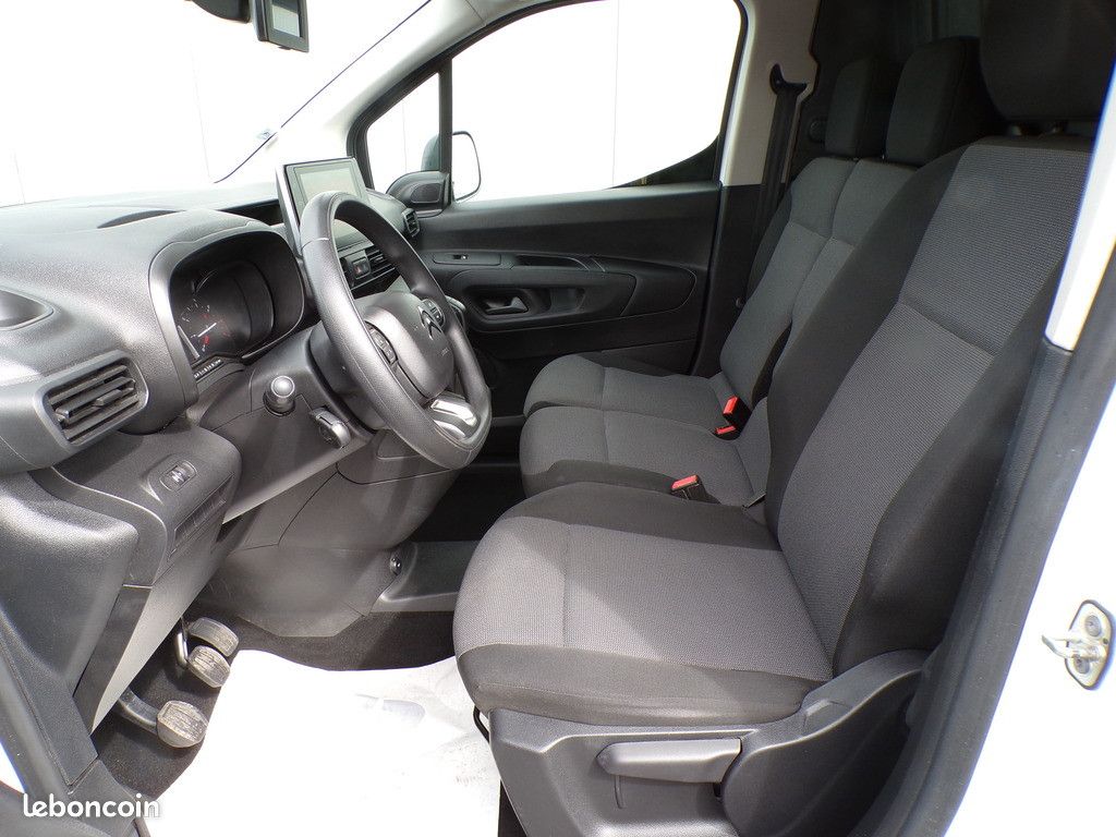 Citroën Berlingo M 650 BLUEHDI 100 S&S BVM5 DRIVER (image 13)