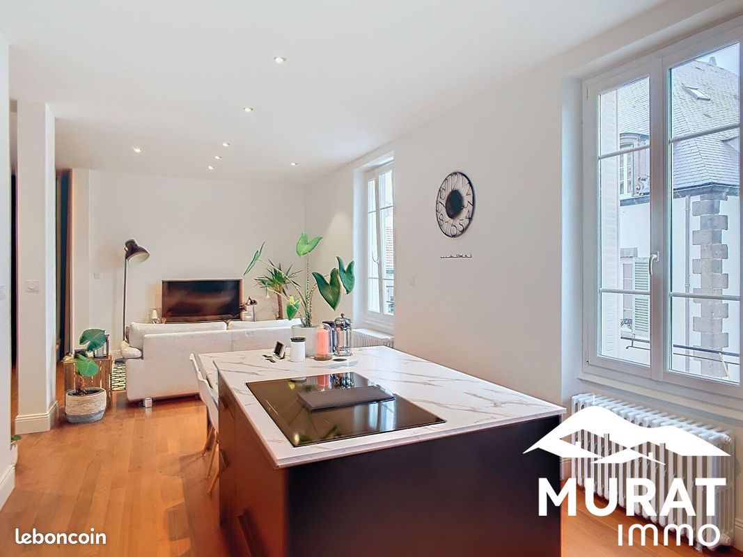 Appartement 3 pièces 70 m² · à Chamalières · 70 m² · 930 €