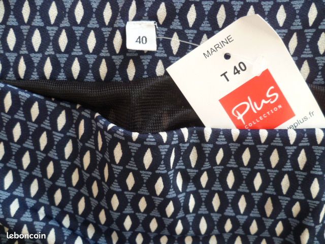 Jupe bleue " Ma boutique plus " ~ Taille 40 (image 1)