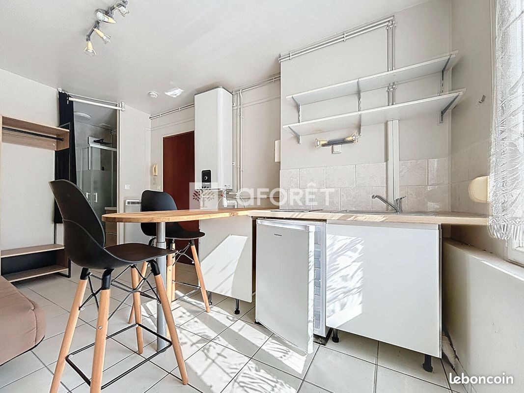 Appartement 1 pièce 15 m² · à Sainte-Menehould · 15 m² · 290 €