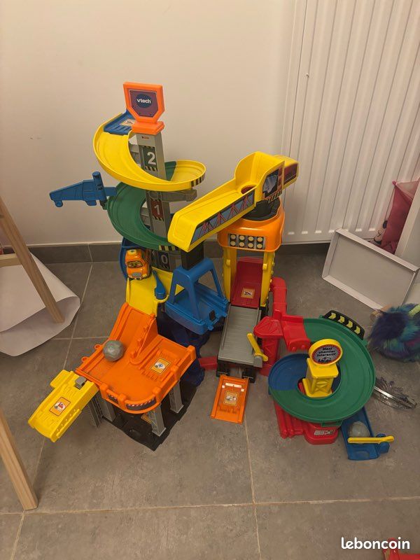 Garage VTech Tut Tut Bolides – Bon état (image 2)