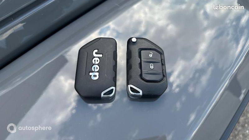 Jeep Wrangler Unlimited 2.0 T 380ch 4xe Overland Command-Trac MY23 (image 16)