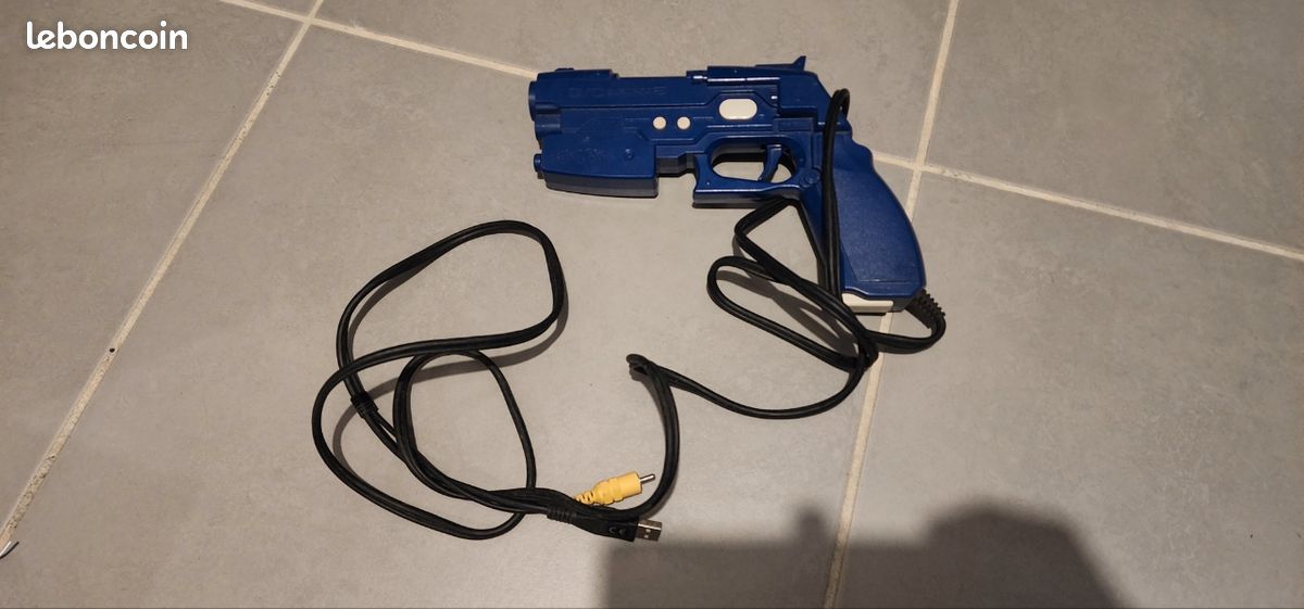 PISTOLET NAMCO NPC-103 pour Console Playstation 1 EUR 18,00 - FR