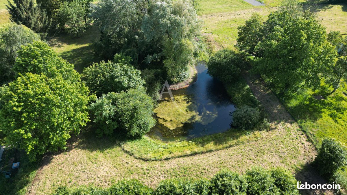 Terrain 6772 m² · à Prée-d'Anjou · 6 772 m² · 52 900 €