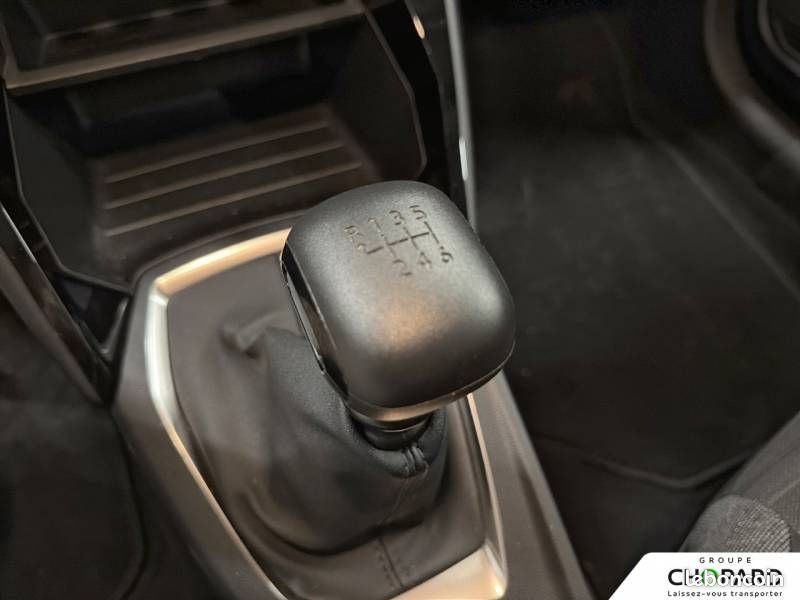 Peugeot 208 PureTech 100 S&S BVM6 Style (image 21)