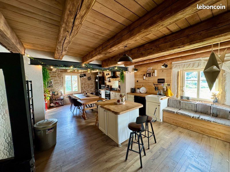 Maison 4 pièces 146 m² · à Bertrichamps · 146 m² · 235 000 €