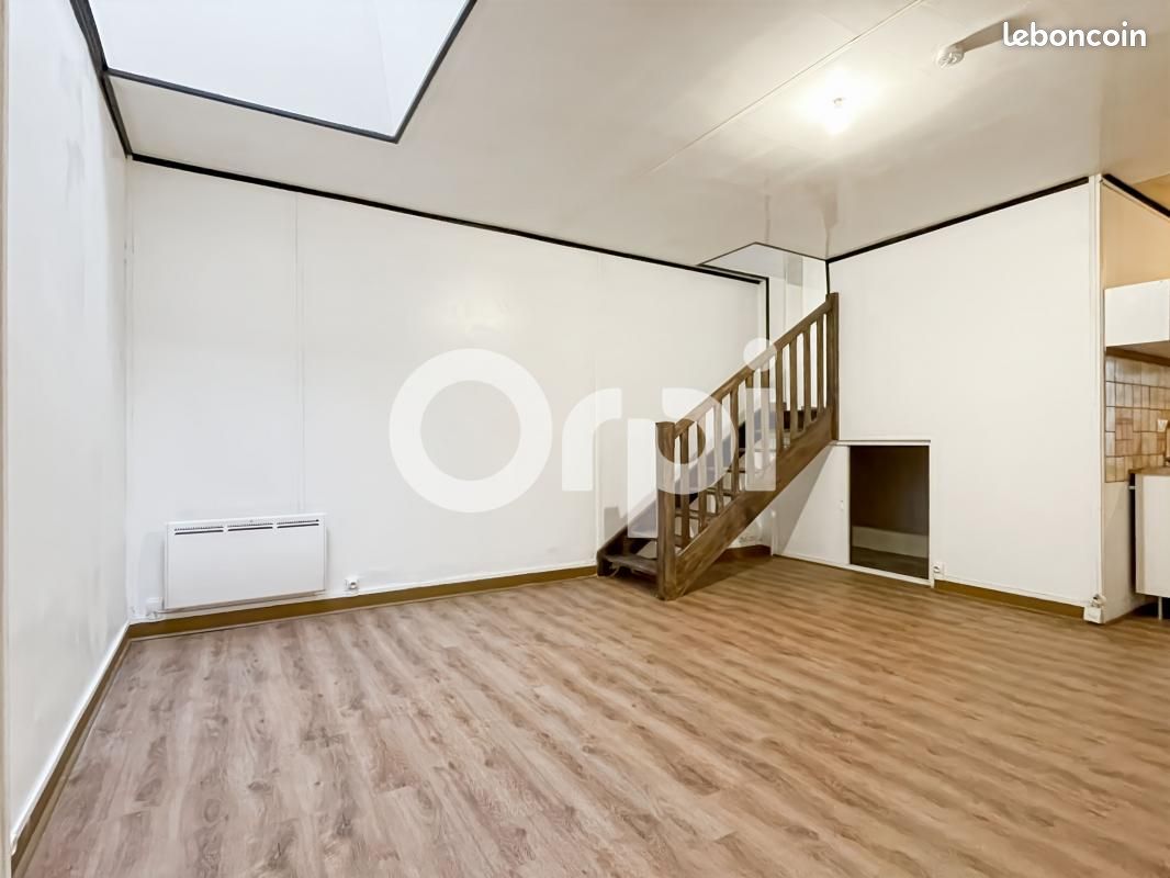Appartement 3 pièces 107 m² · à Évreux · 107 m² · 795 €