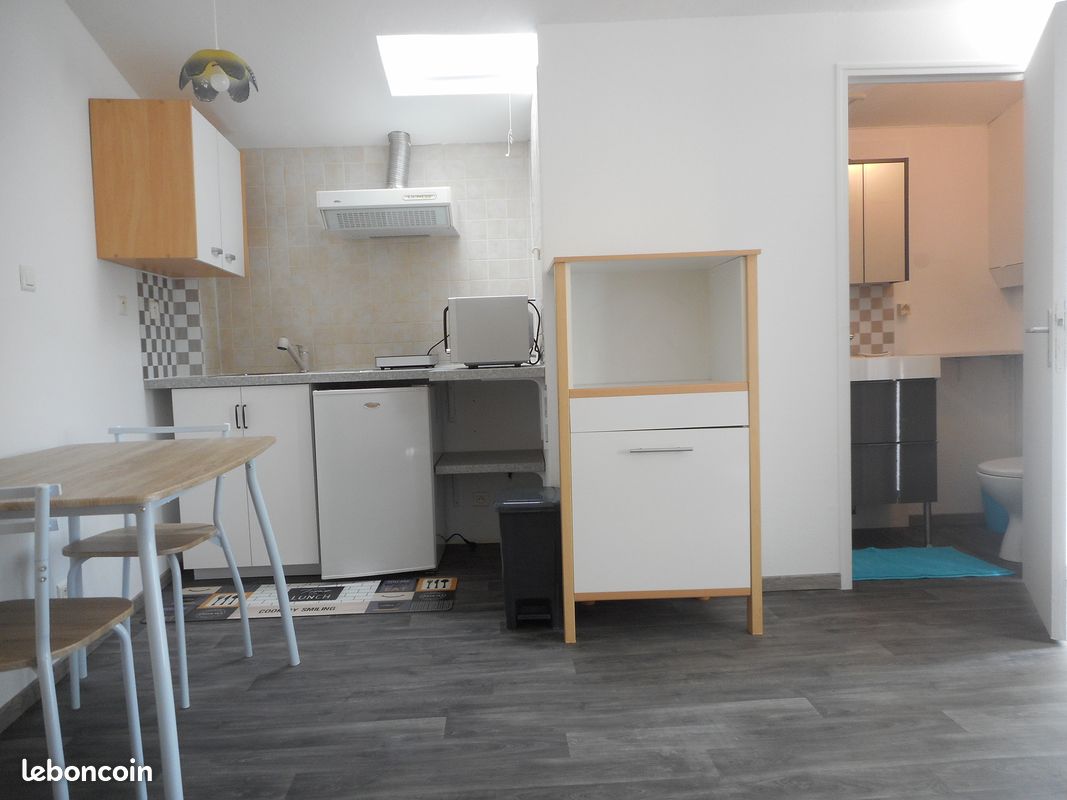 Appartement 1 pièce 20 m² · à Chaumont · 20 m² · 360 €