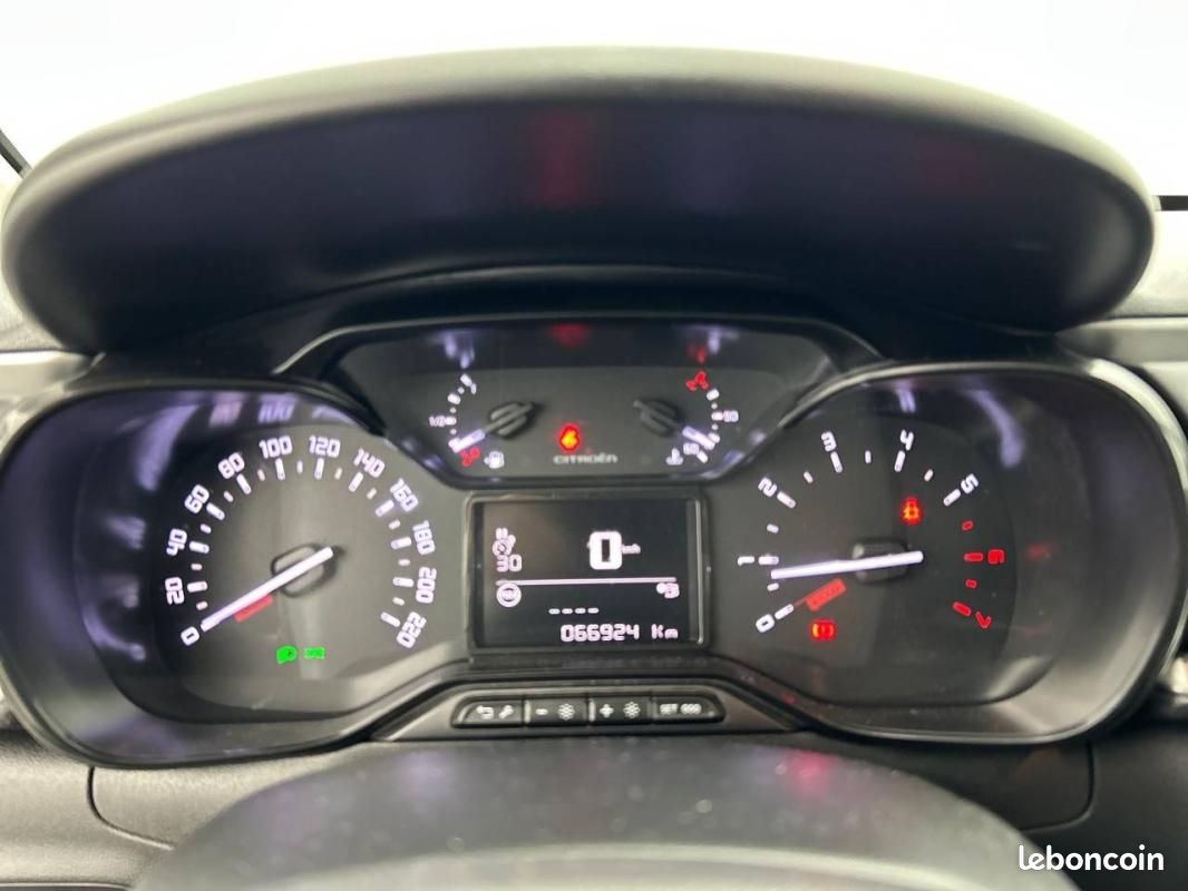 Citroën C3 PureTech 83 ch BVM5 - You (image 10)