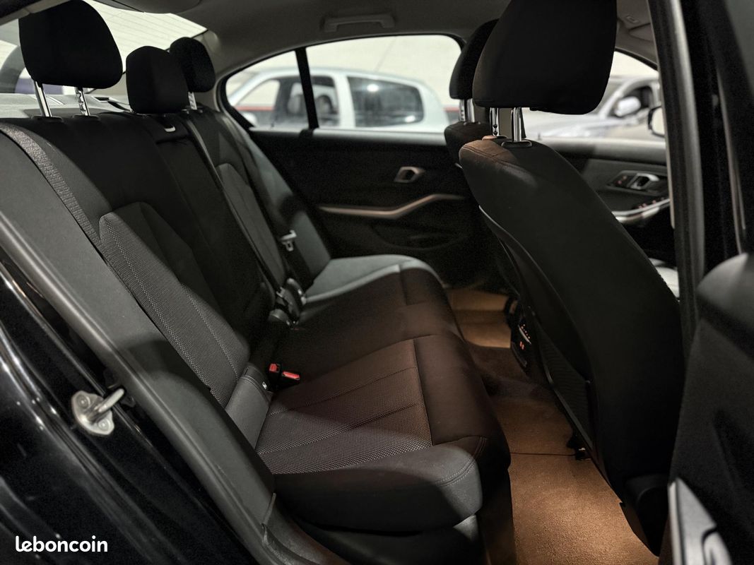 BMW SERIE 3 2.0 318i 155ch Lounge BVA - Garantie 12 MOIS (image 17)