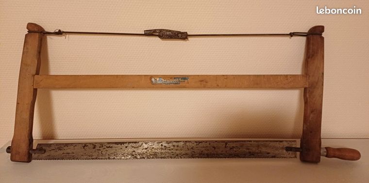 Ancienne Scie à Main Peugeot Frères – Lame 44 Cm – Outil Vintage Bois