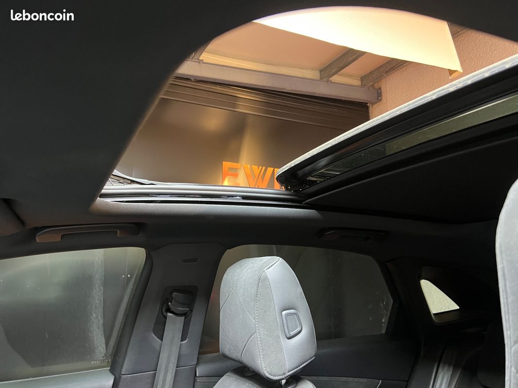DS DS 7 CROSSBACK 1.2 PURETECH 130Ch PERFORMANCE LINE BVA (image 9)