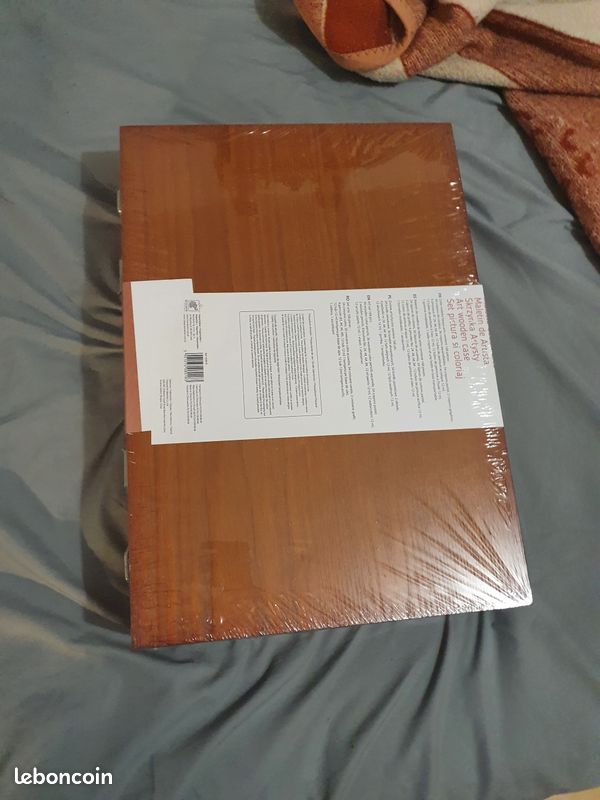 Art woodan case (image 2)