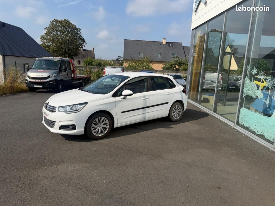 Citroën C4 (2) PureTech 110 BVM Live (PRET A PARTIR) (image 4)
