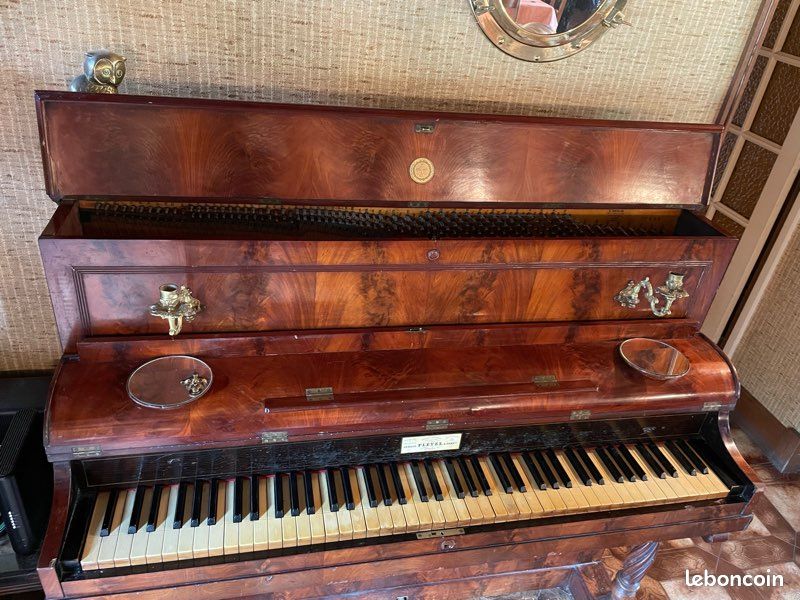 Piano Bar 🎹 🍸 (image 8)