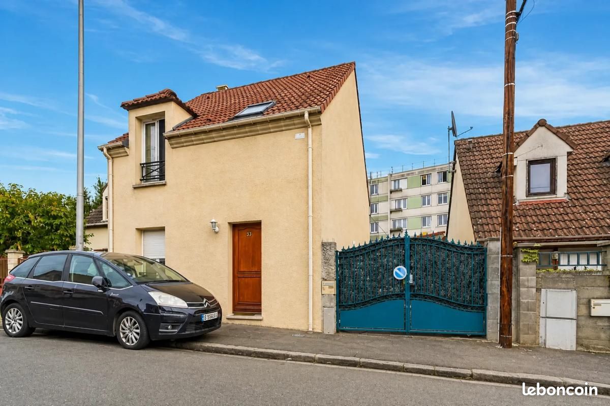Maison 4 pièces 82 m² · à Saint-Denis · 82 m² · 322 000 €