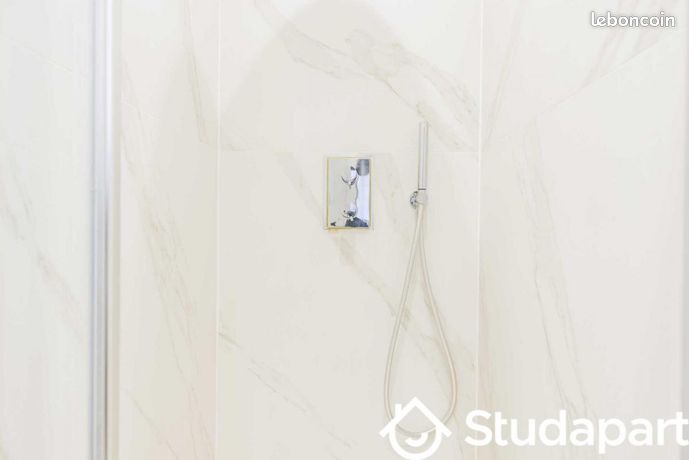 Appartement a louer paris-8e-arrondissement - 3 pièce(s) - 58 m2 - Surfyn